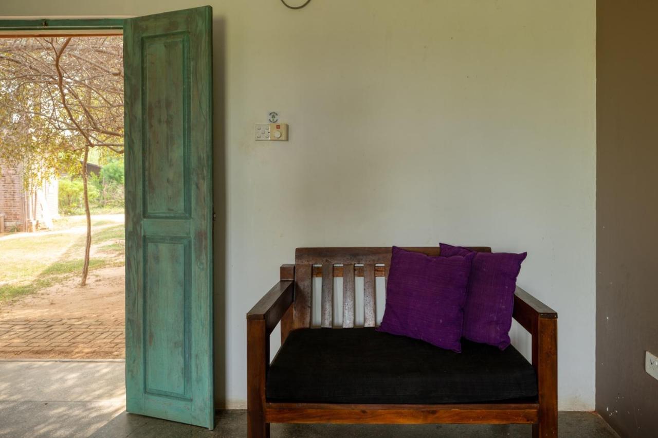 Hide Yala Bed & Breakfast Тисамахарама Екстериор снимка
