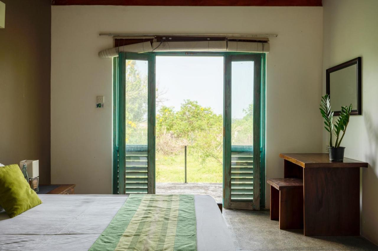 Hide Yala Bed & Breakfast Тисамахарама Екстериор снимка