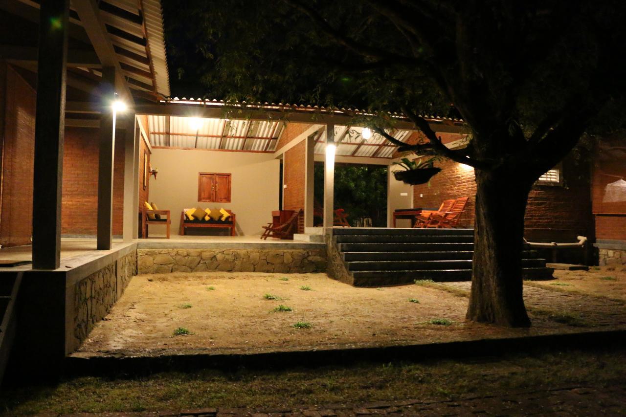 Hide Yala Bed & Breakfast Тисамахарама Екстериор снимка